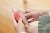 Symptoms and Risks of Gout